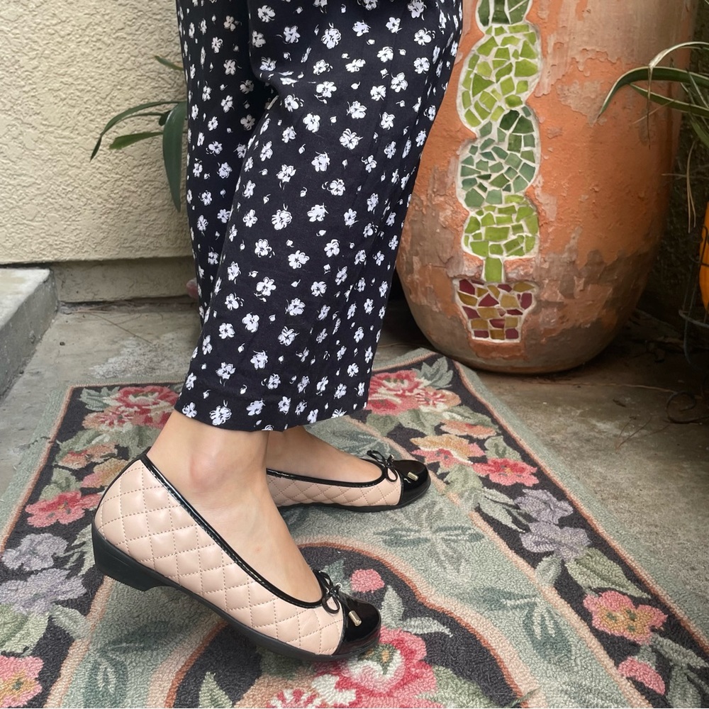 Cream/black Softspots leather shoes